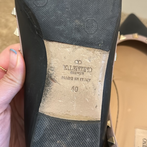 CONSIGNED Valentino Rockstud Flats~ Authentic - Picture 5 of 10